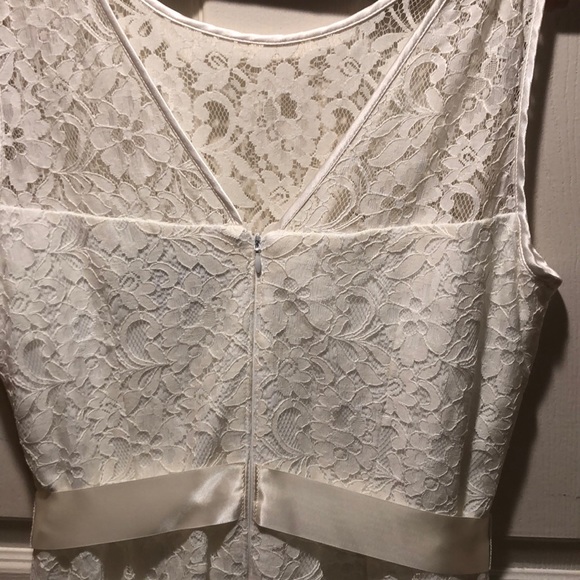 White/cream lace dress - Picture 4 of 7